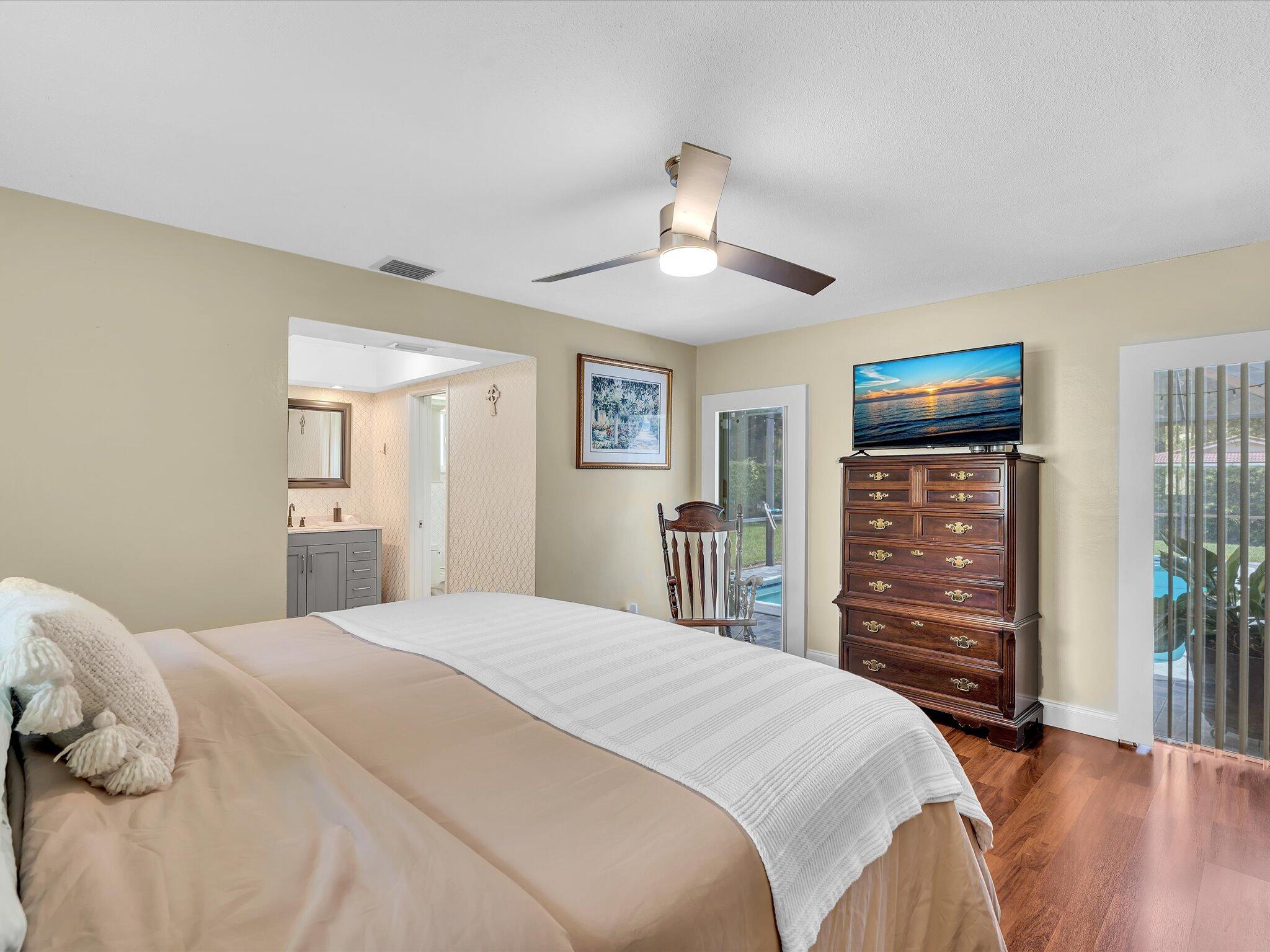 7381 Southwest 9th Street Plantation, FL 33317 - Photo 38 of 62 En Suite Bath