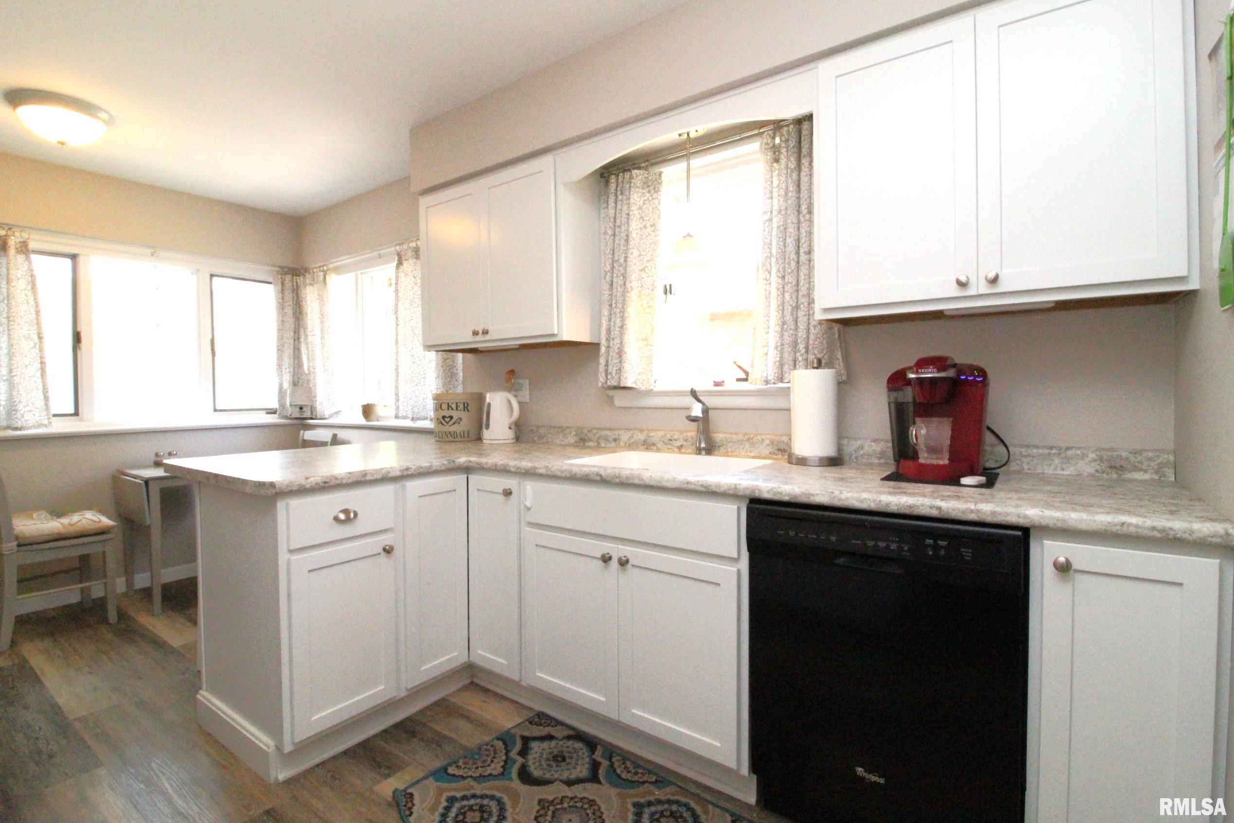 124 West Lyndale Road Peoria, IL 61614 - Photo 21 of 64 Gallery Image 21