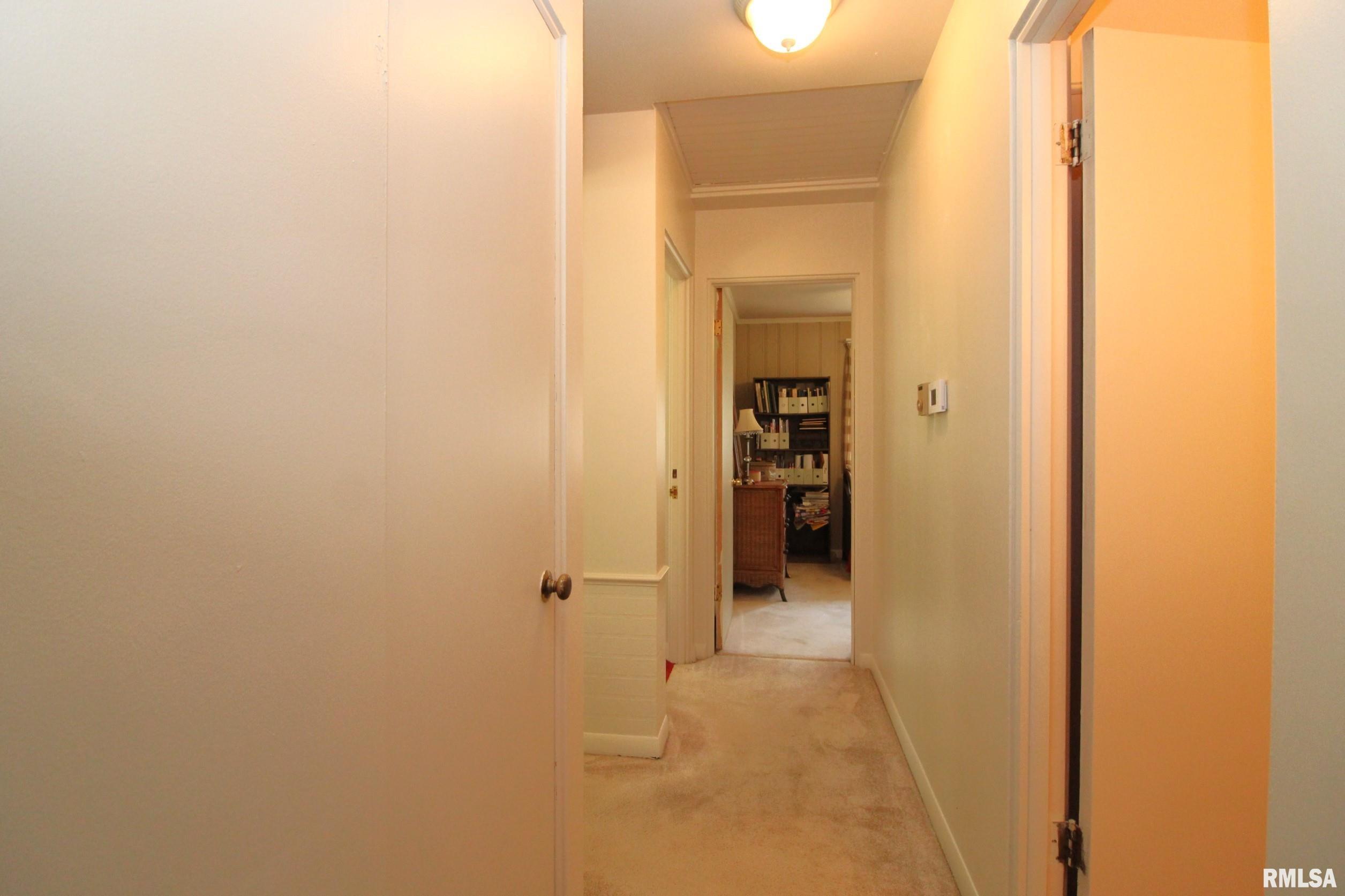 124 West Lyndale Road Peoria, IL 61614 - Photo 33 of 64 Gallery Image 33