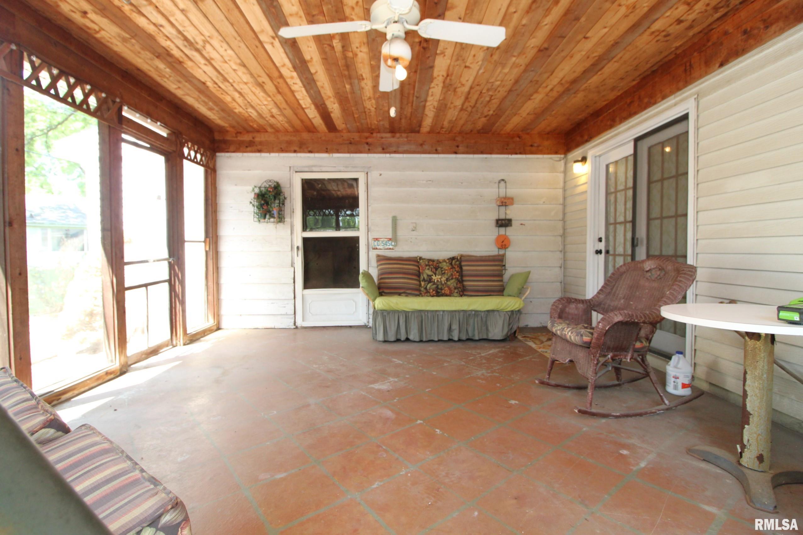 124 West Lyndale Road Peoria, IL 61614 - Photo 54 of 64 Gallery Image 54