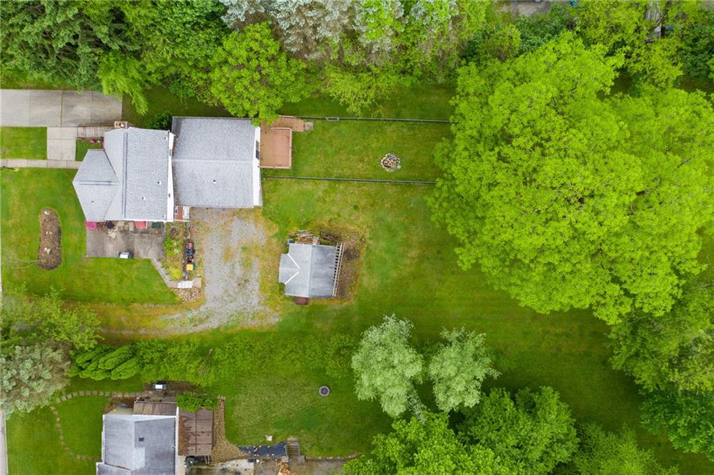 123 Oakridge Road Pittsburgh, PA 15237 - Photo 2 of 25 Gallery Image 2
