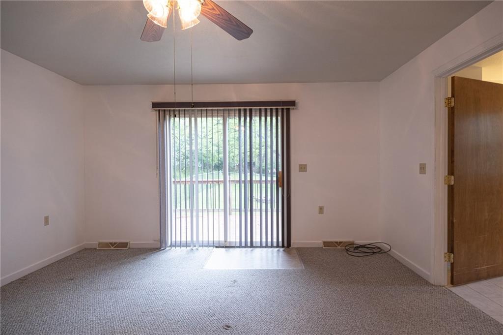 123 Oakridge Road Pittsburgh, PA 15237 - Photo 11 of 25 Gallery Image 11