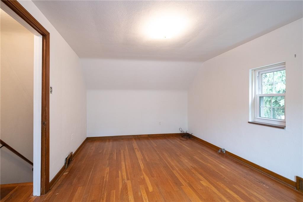 123 Oakridge Road Pittsburgh, PA 15237 - Photo 14 of 25 Gallery Image 14