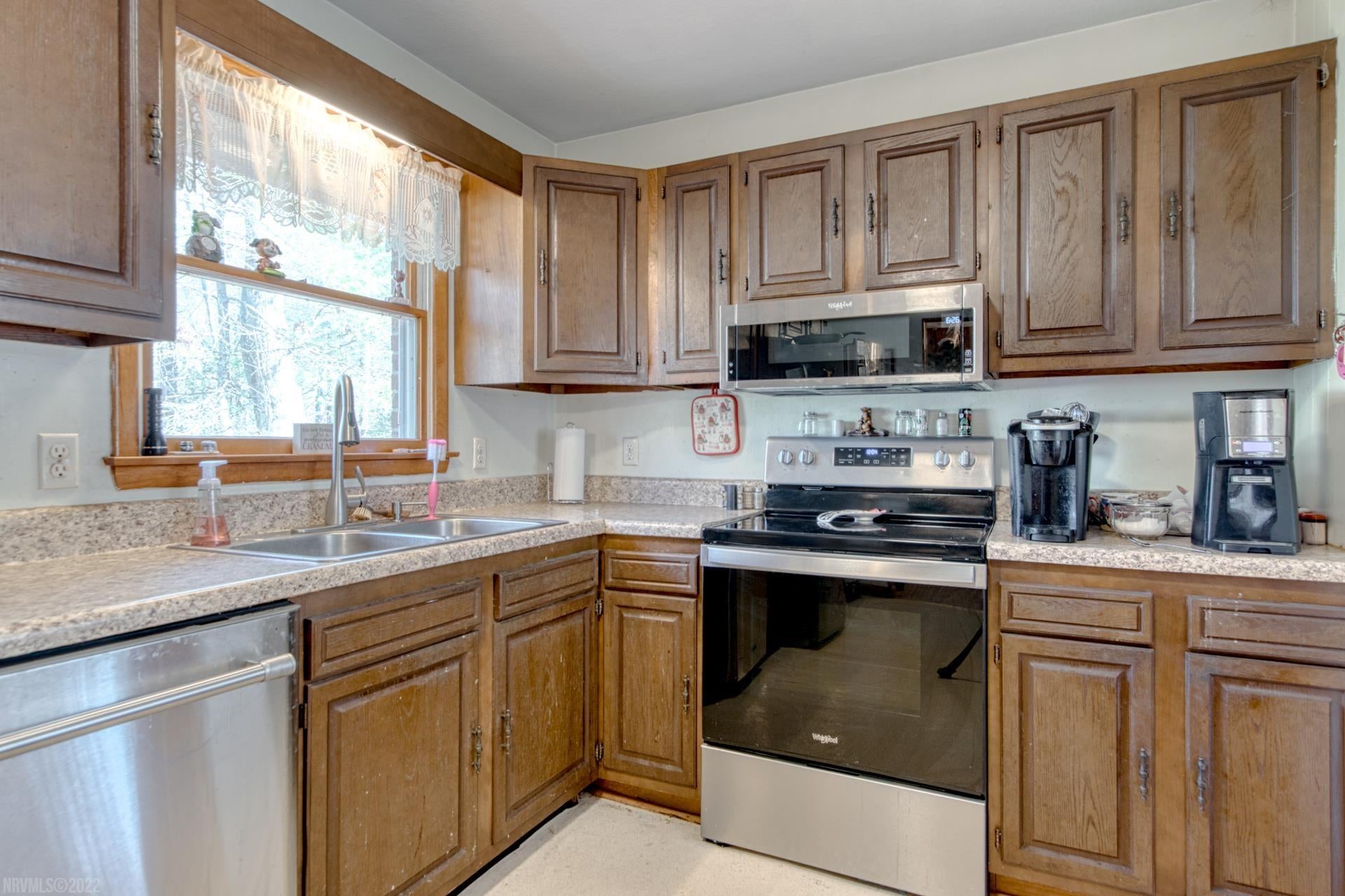 151 Keffer Lane Ripplemead, VA 24150 - Photo 13 of 39 Gallery Image 13