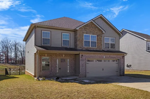 $2,350 | 618 Battery Court, Clarksville, TN 37042