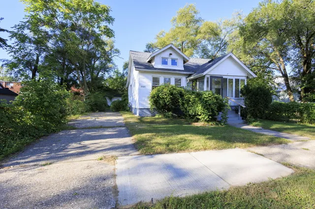 $899 | 5021 Anatole Street, Detroit, MI 48236