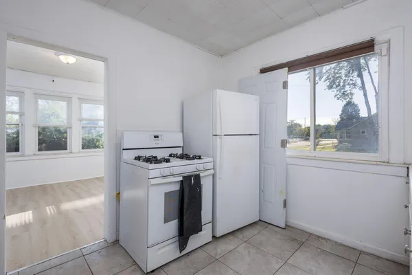 $899 | 5021 Anatole Street, Detroit, MI 48236