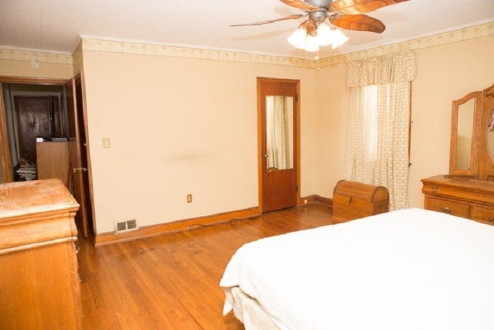 2022 Old Miller Road Huntington, WV 25701 - Photo 14 of 25 Gallery Image 14
