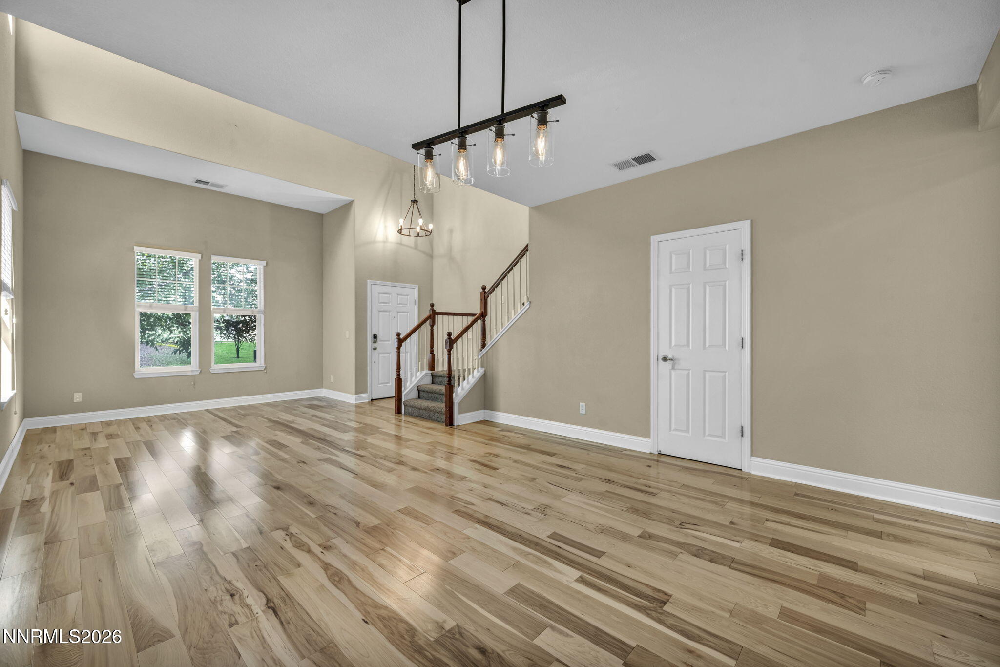 520 Needles Court Reno, NV 89521 - Photo 4 of 39 26-web-or-mls-520-needles-ct