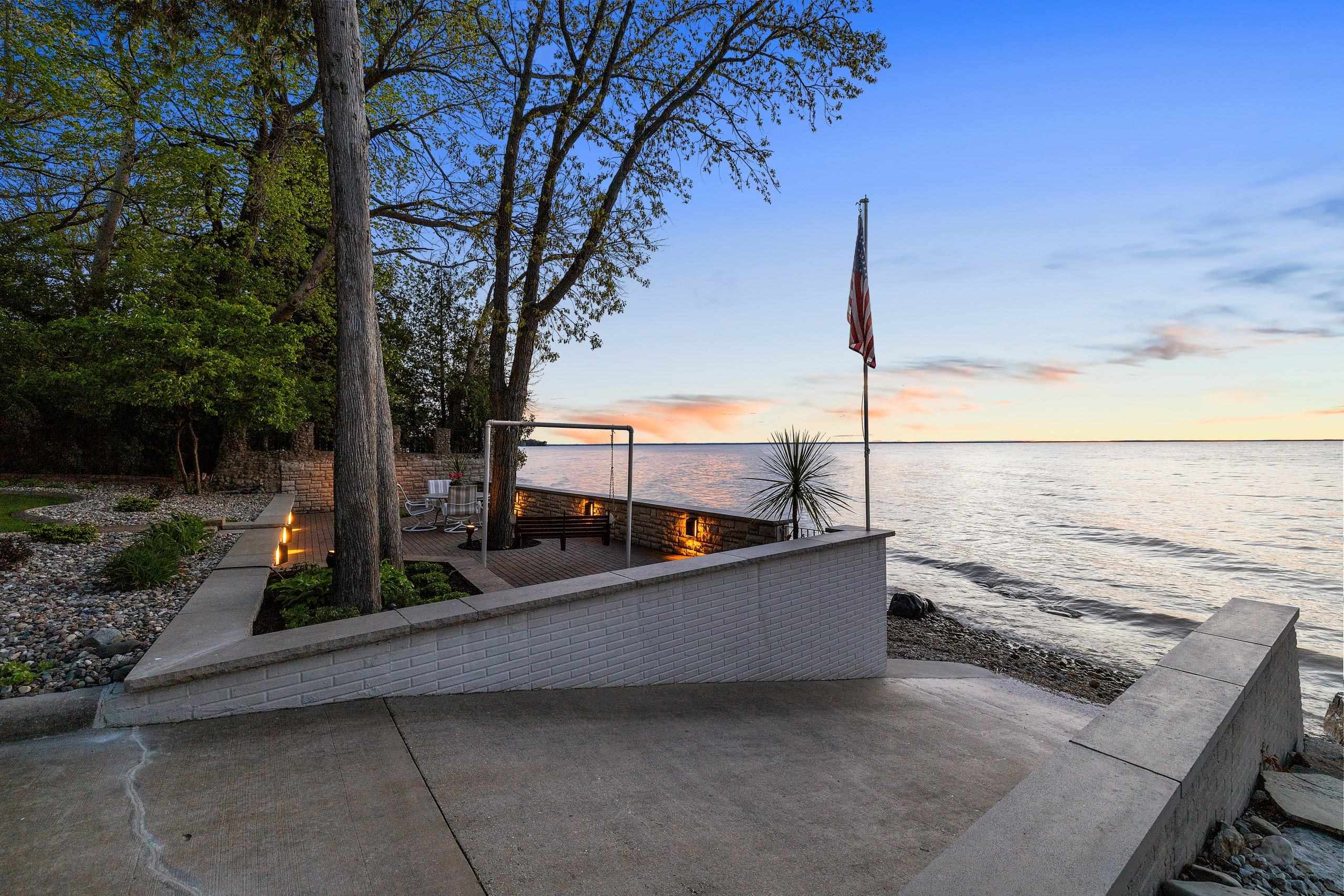 5035 Edgewater Beach Road Green Bay, WI 54311 - Photo 55 of 75