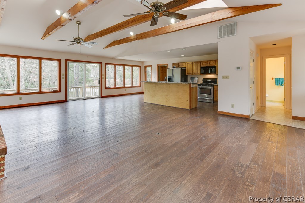 86 Moores Pointe Road Deltaville, VA 23043 - Photo 3 of 20 Gallery Image 3