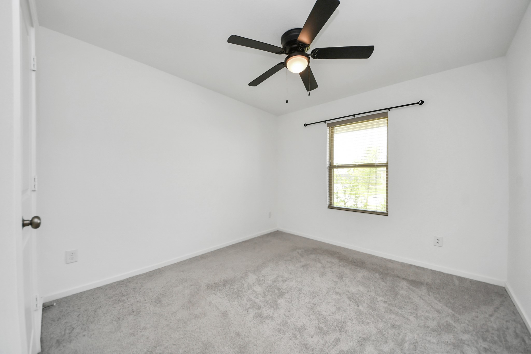 1607 Red Oak Drive Rosenberg, TX 77471 - Photo 12 of 39