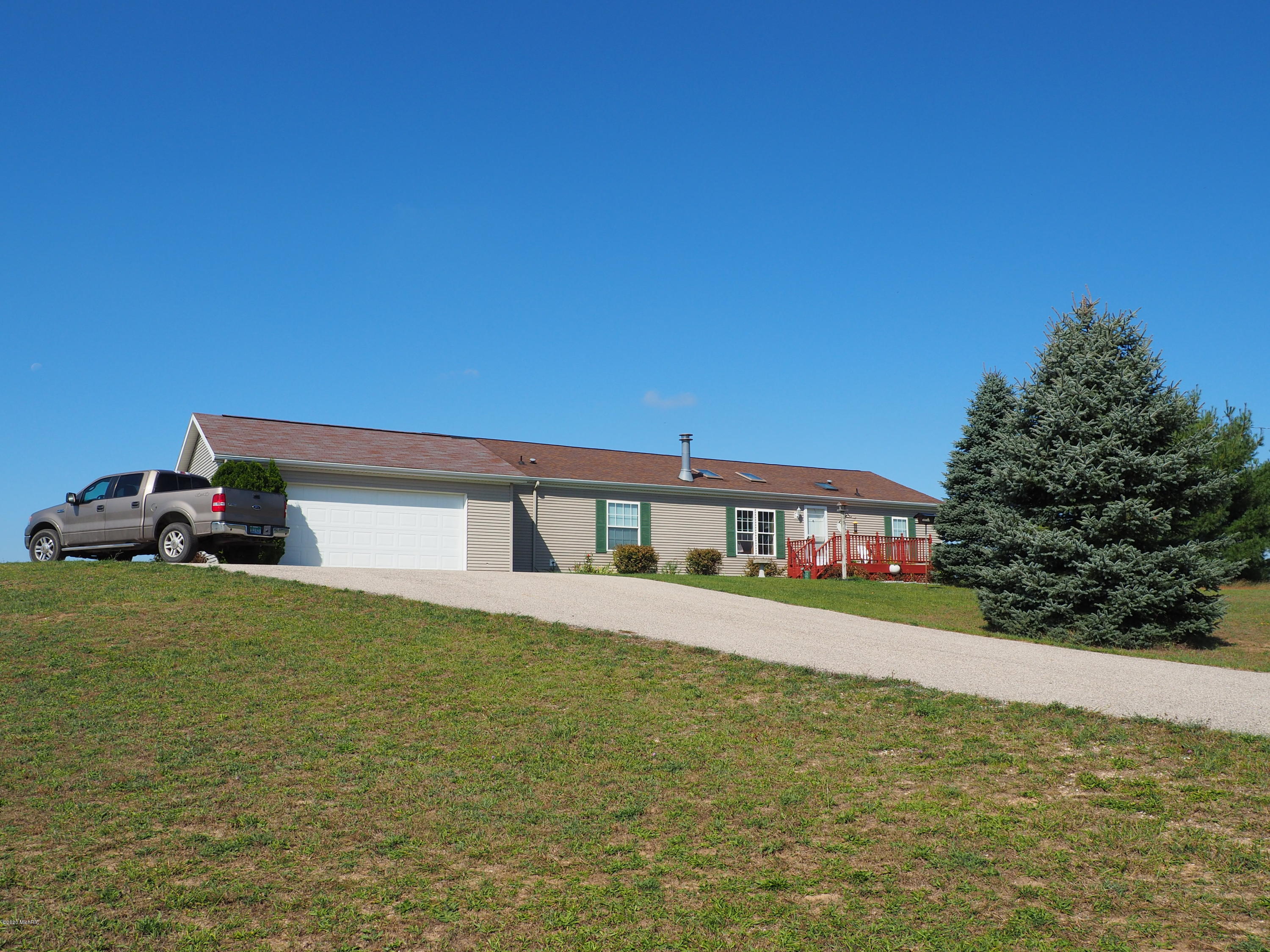 6390 Chief Road Brethren, MI 49619 - Photo 54 of 89 P9190382