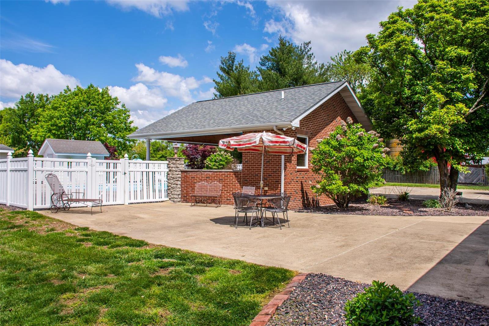 1029 Simmons Road O'Fallon, IL 62269 - Photo 27 of 89 Gallery Image 27