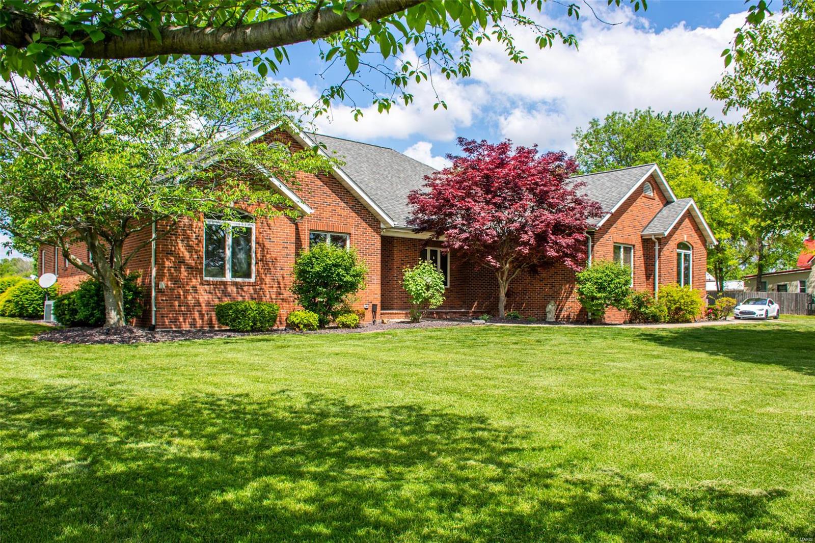 1029 Simmons Road O'Fallon, IL 62269 - Photo 4 of 89 Gallery Image 4