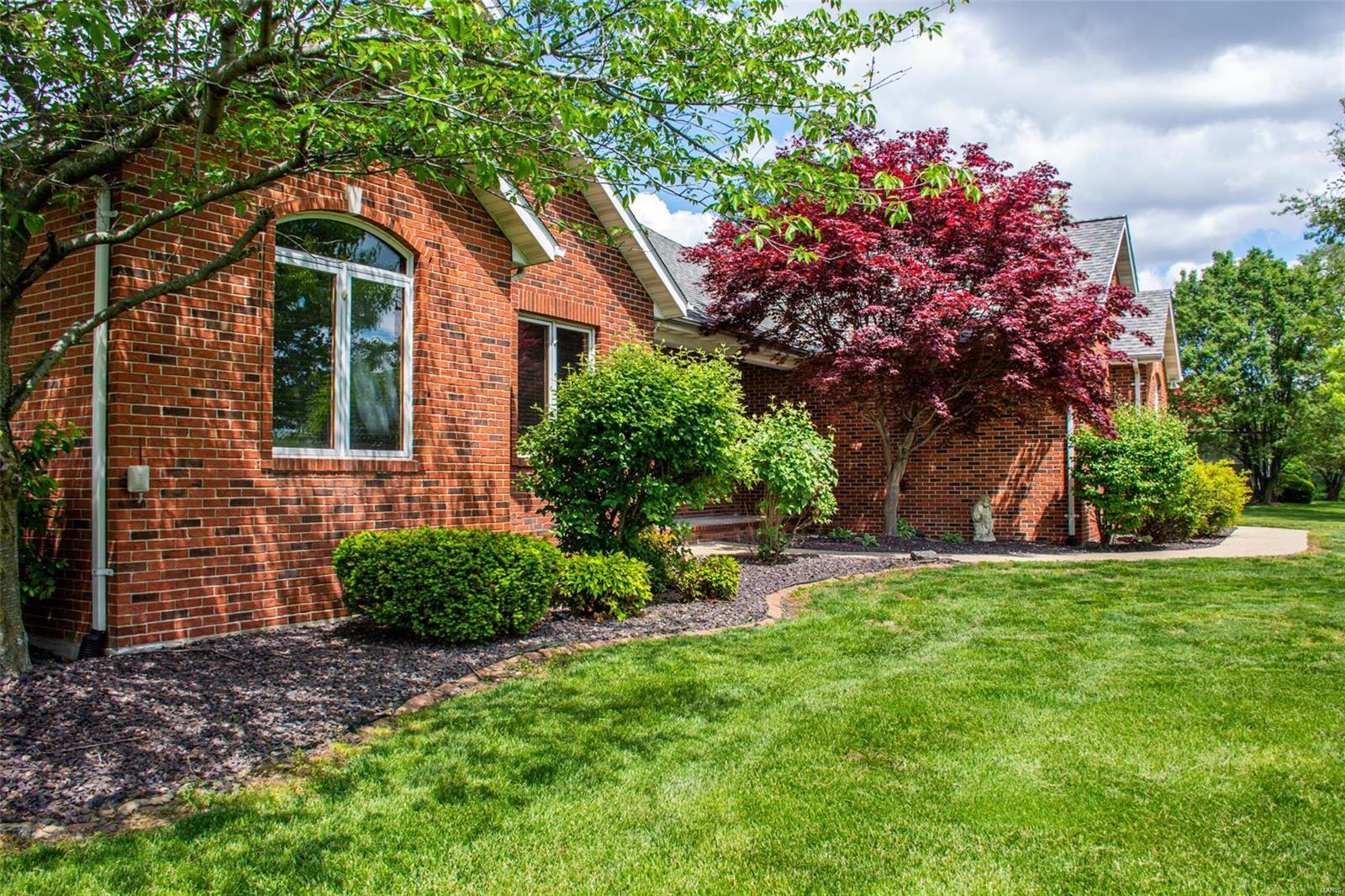 1029 Simmons Road O'Fallon, IL 62269 - Photo 31 of 89 Gallery Image 31