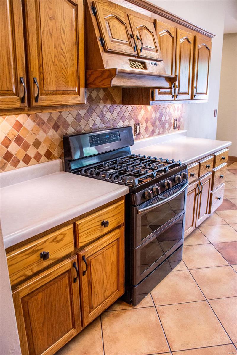 1029 Simmons Road O'Fallon, IL 62269 - Photo 54 of 89 Gallery Image 54