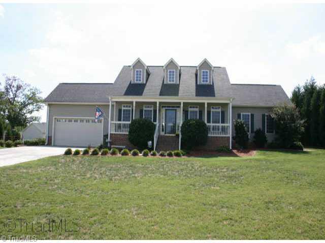 10046 Hampton Road Lexington, NC 27295 - Photo 1 of 9 Exterior Front.