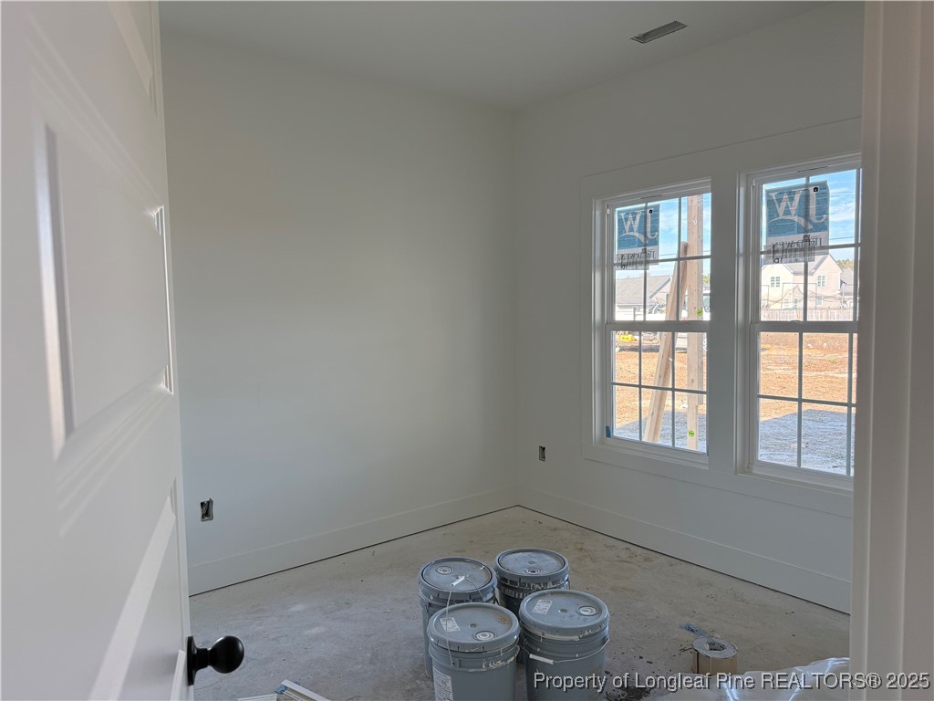 2080 Canady Pond Road Hope Mills, NC 28348 - Photo 3 of 20 a bathroom with a toilet