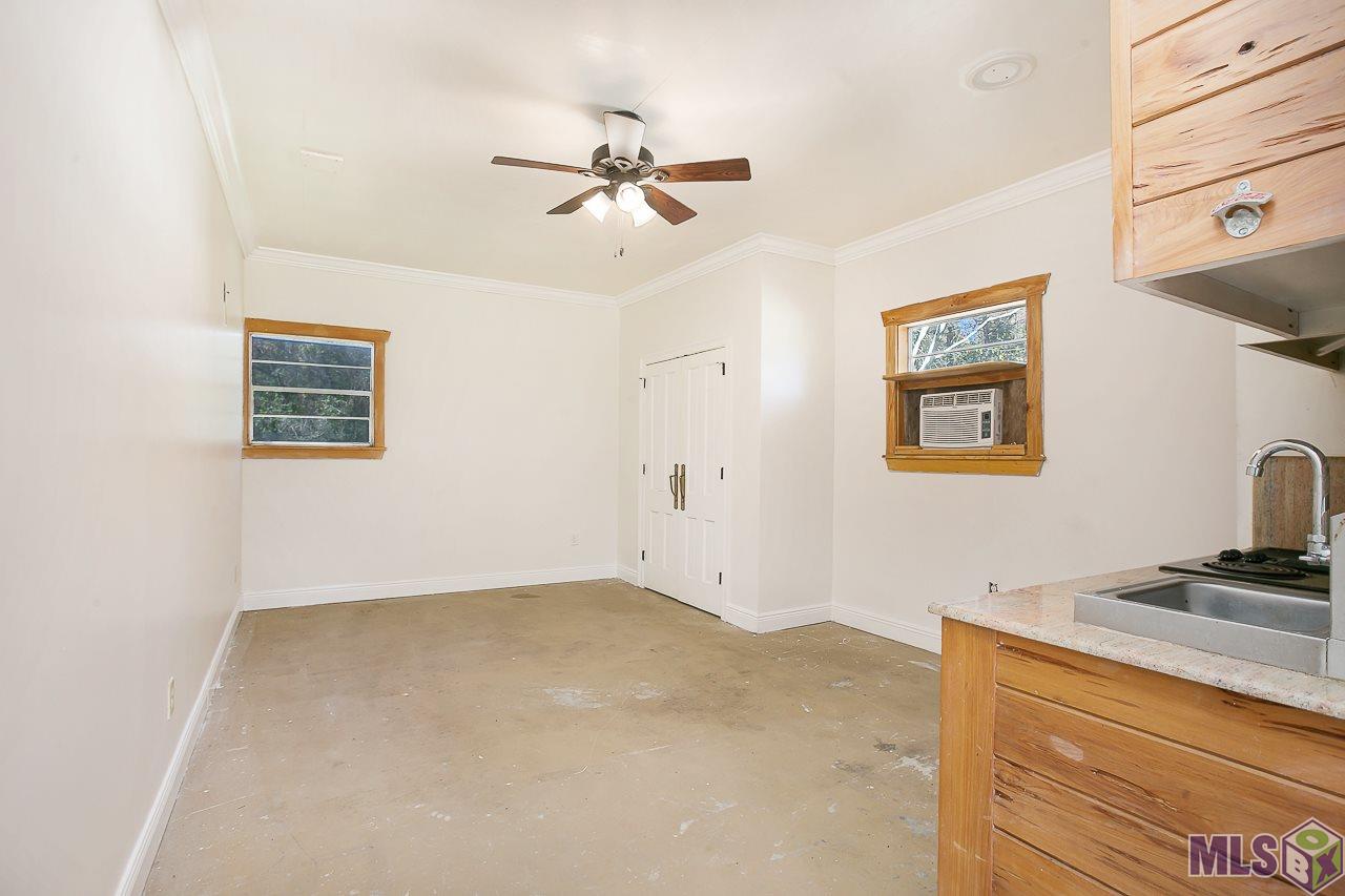 11529 Rue De Tonti Baton Rouge, LA 70810 - Photo 27 of 32 Detached Garage Apartment