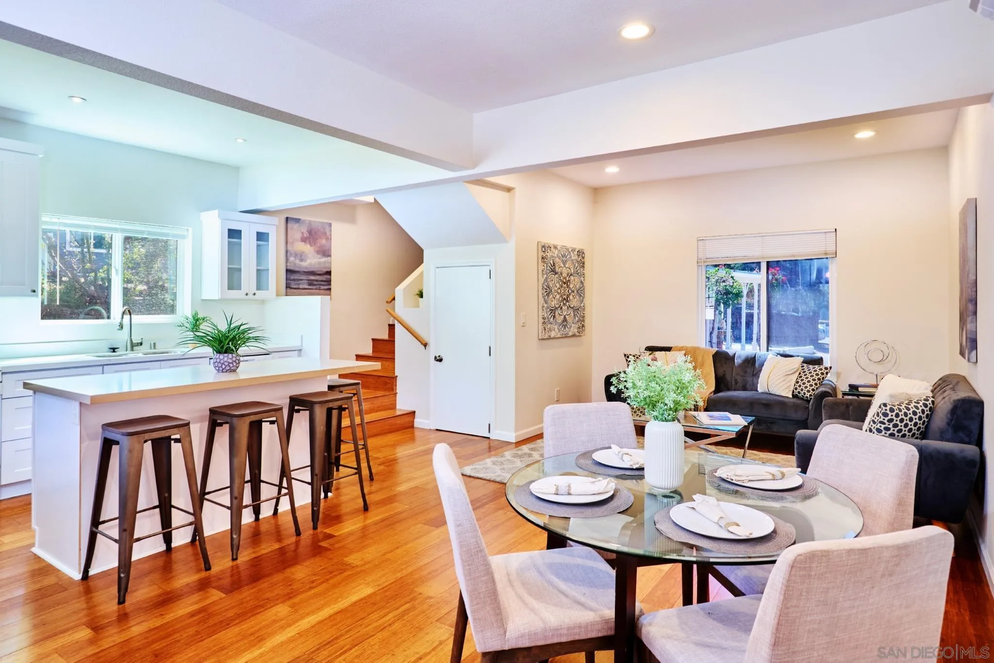 3043-45 Helix Street Spring Valley, CA 91977 - Photo 11 of 20 Guest/back house kitchen/dining