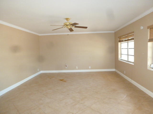 2056 Bonnie Street Boca Raton, FL 33486 - Photo 4 of 12 (43)LR