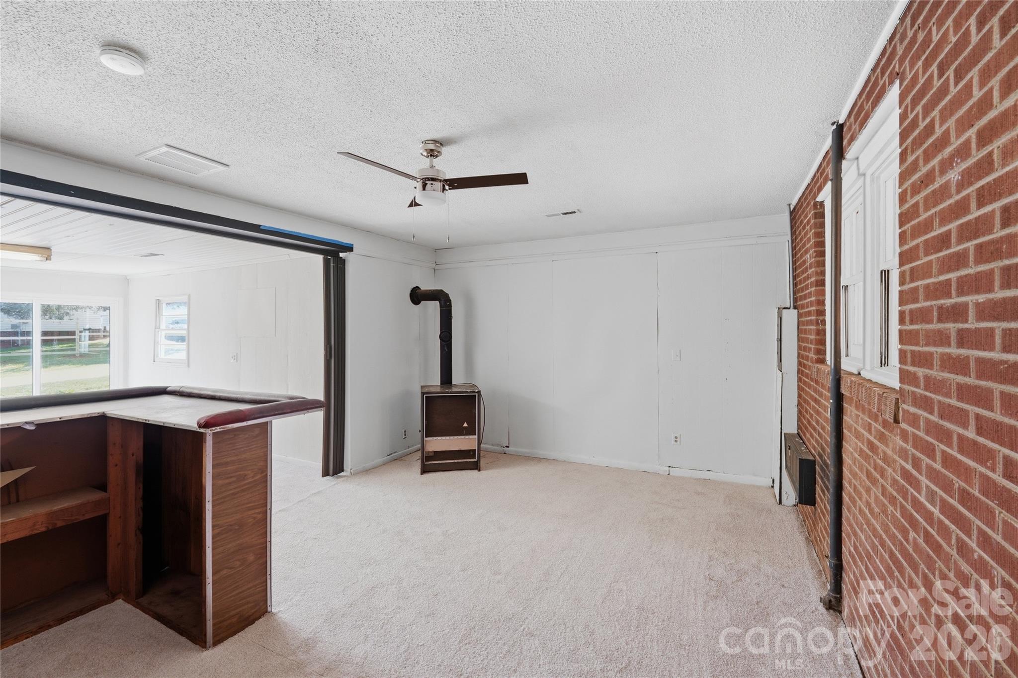 2231 Claremont Road Newton, NC 28658 - Photo 5 of 39