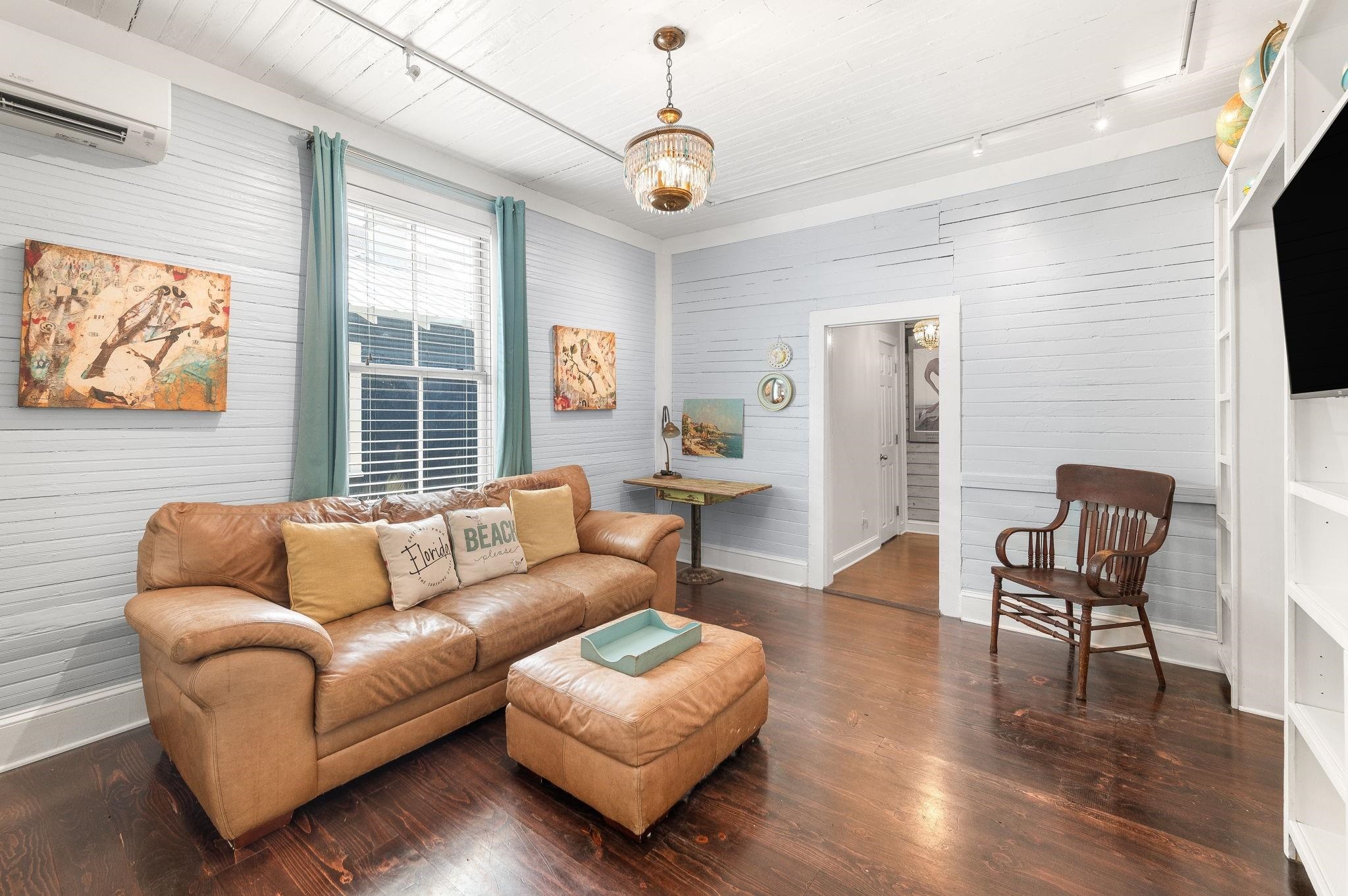 73 Kings Ferry Way St. Augustine, FL 32084 - Photo 15 of 71 a living room with furniture and a window
