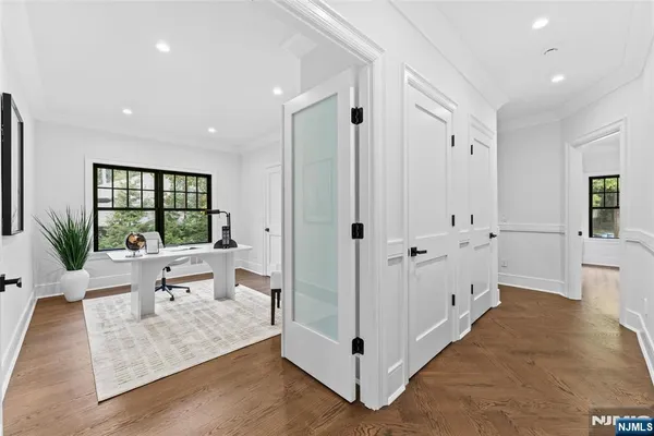 $5,500,000 | 330 Hartshorn Drive, Short Hills, NJ 07078