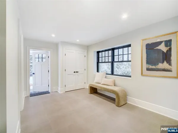 $5,500,000 | 330 Hartshorn Drive, Short Hills, NJ 07078