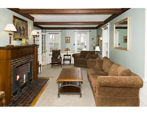 37 Ravine Road Stoneham, MA 02180 - Photo 5 of 17