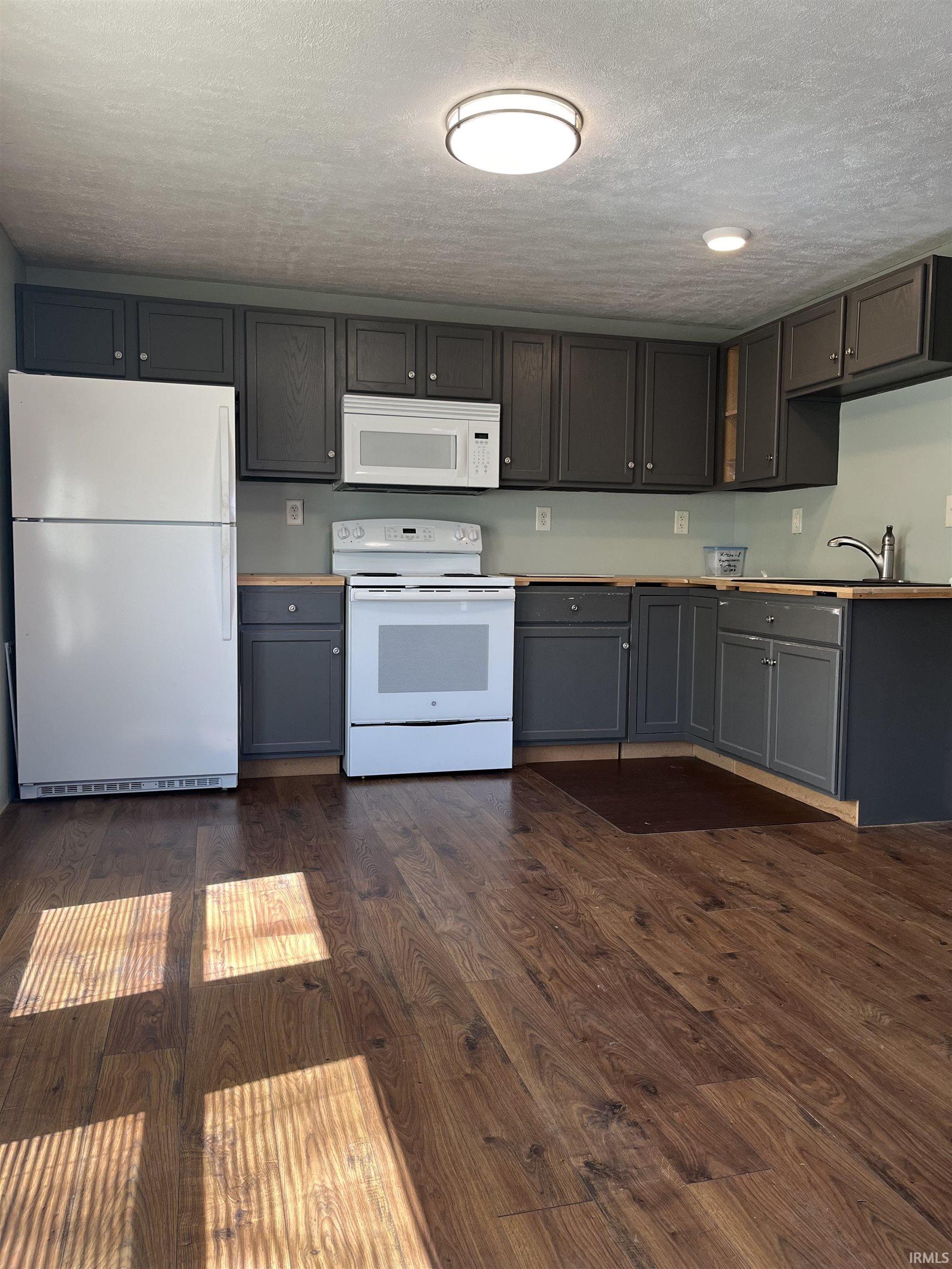 1860 18th Road Tippecanoe, IN 46570 - Photo 6 of 12