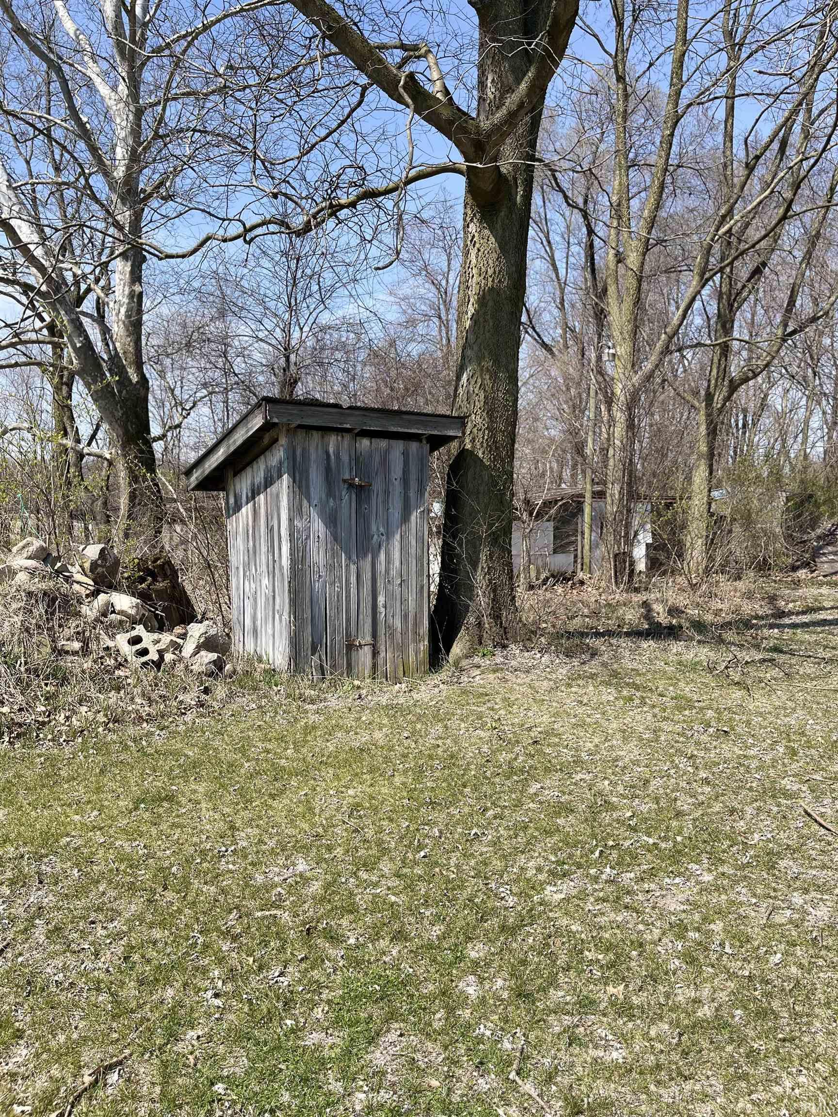 1860 18th Road Tippecanoe, IN 46570 - Photo 9 of 12