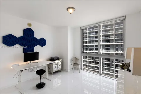 $880,000 | 475 Brickell Avenue, Unit 4015, Miami, FL 33131
