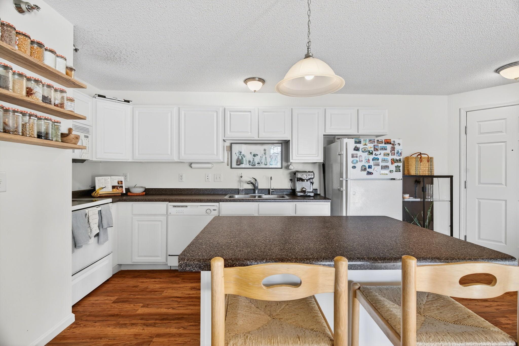 1976 29th Place Northwest, Unit 201 Rochester, MN 55901 - Photo 5 of 22