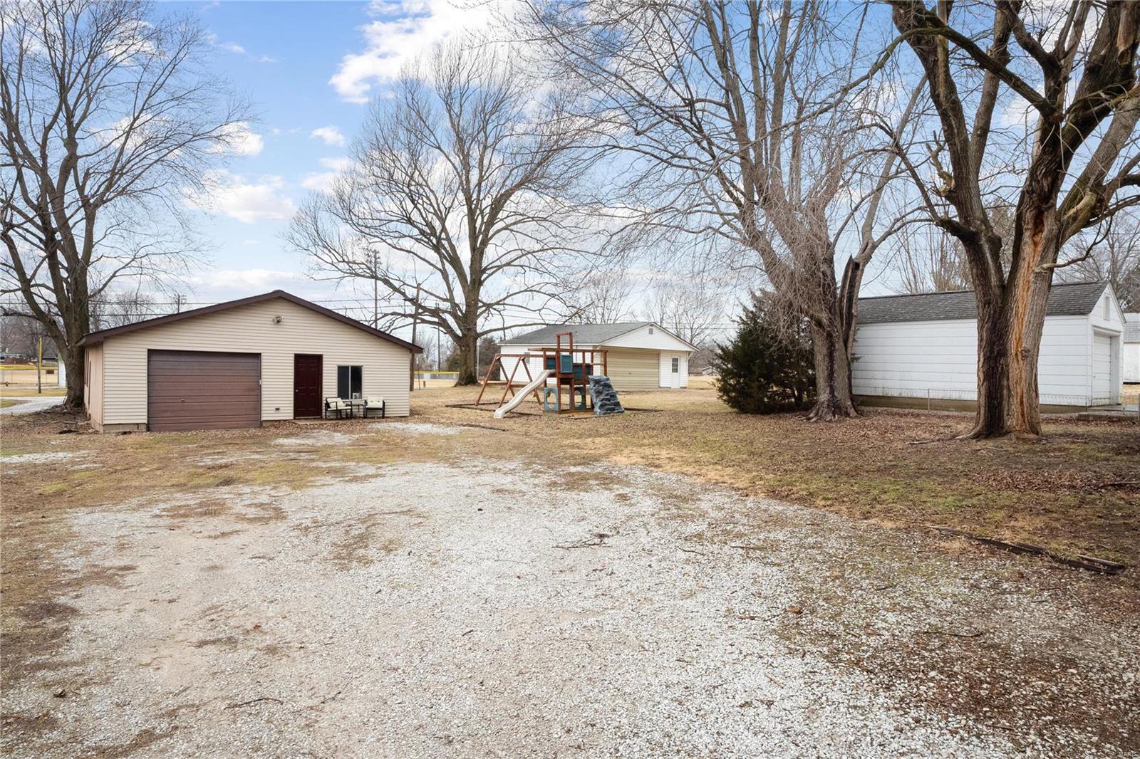 267 North Main Street Waterloo, IL 62298 - Photo 8 of 27 Gallery Image 8
