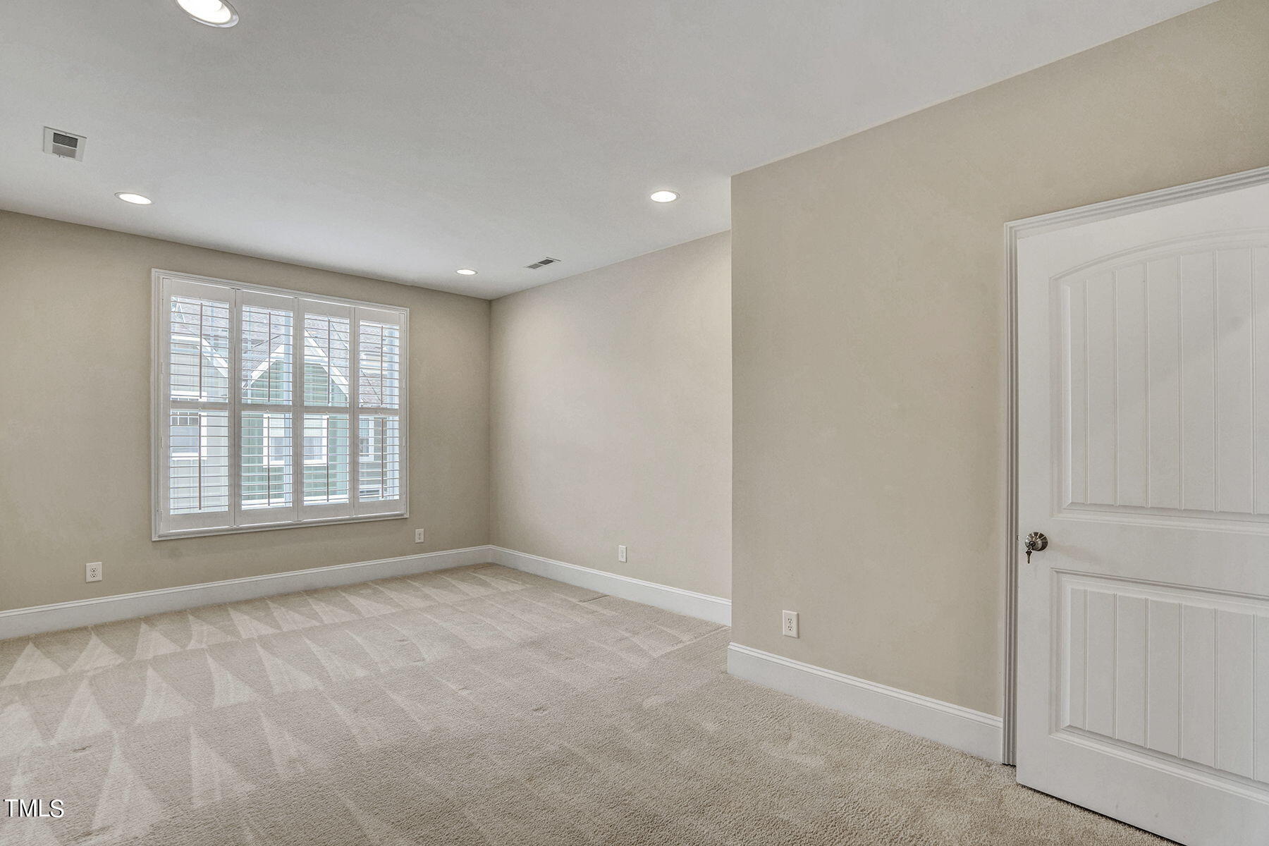 513 Deodar Lane Raleigh, NC 27608 - Photo 26 of 35 27-web-or-mls-513 Deodar Ln-25