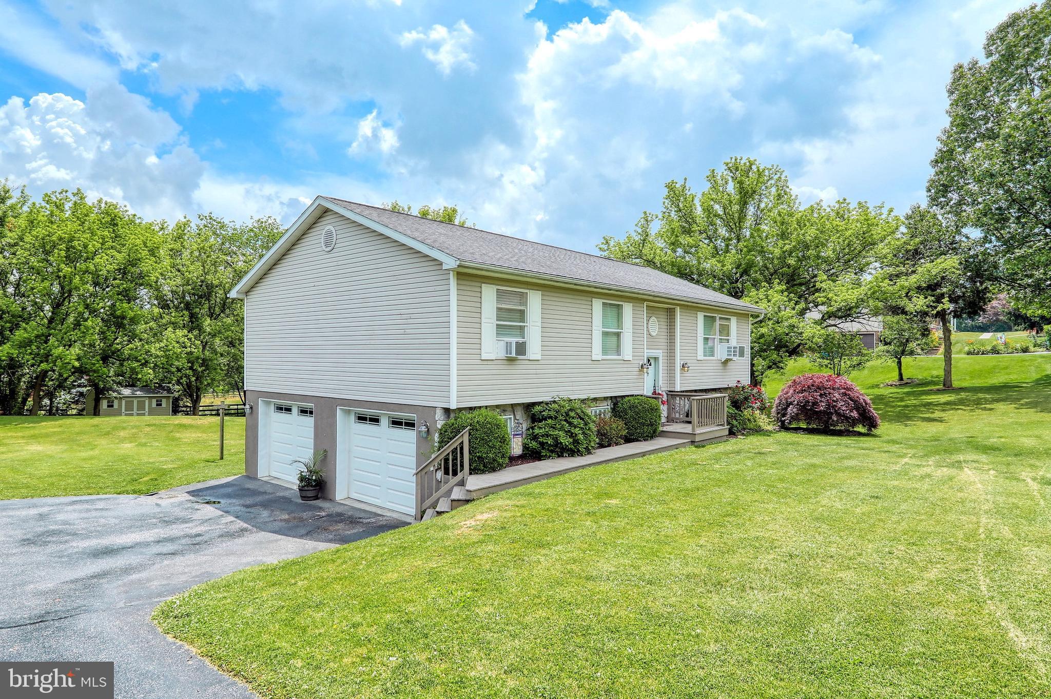 4422 Walters Hatchery Road Spring Grove, PA 17362 - Photo 4 of 40