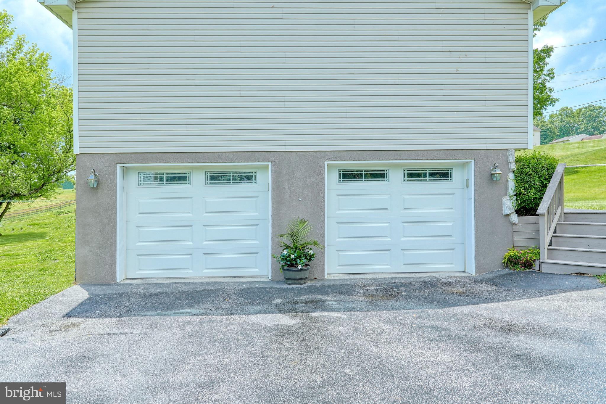 4422 Walters Hatchery Road Spring Grove, PA 17362 - Photo 5 of 40