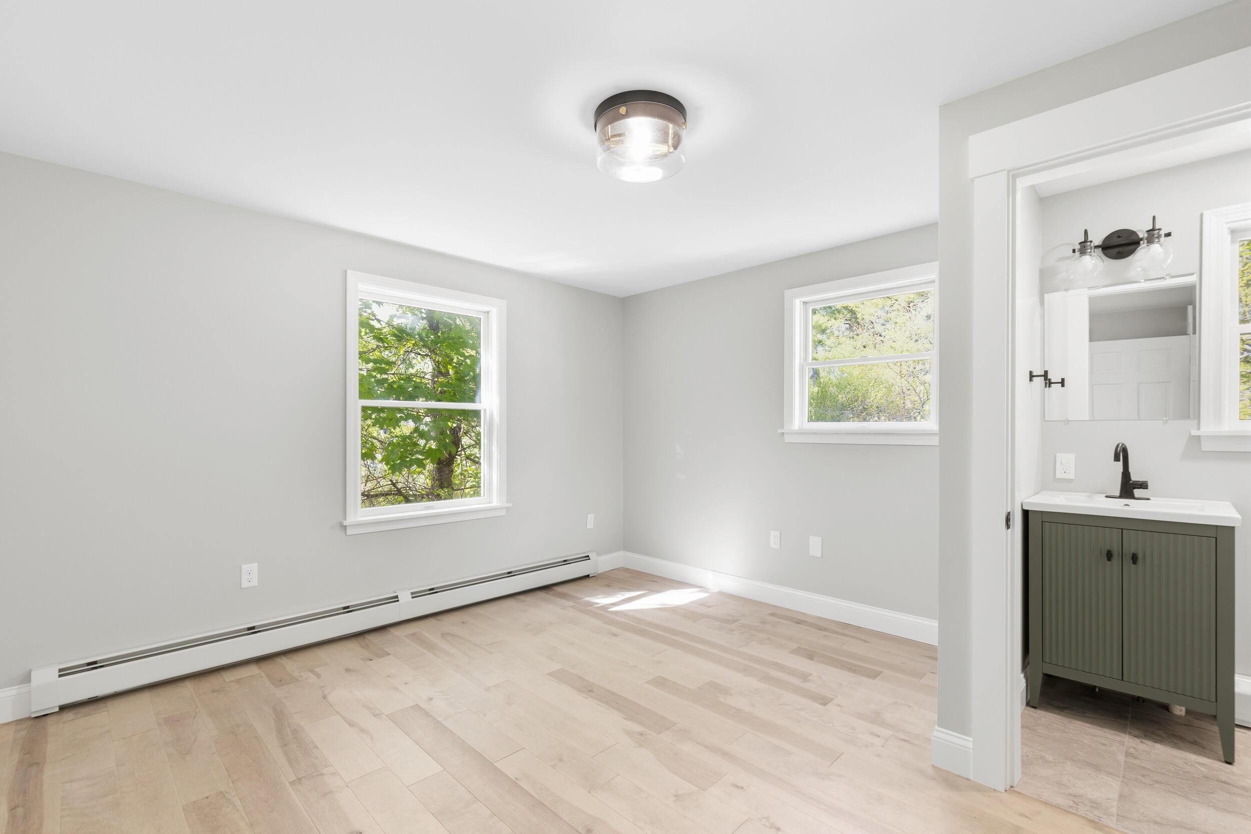 119 Capisic Street Portland, ME 04102 - Photo 22 of 32 119 capisic st portland me 04102 usa-024