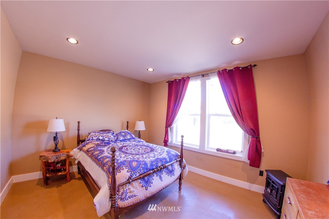 4642 Airport Road Cle Elum, WA 98922 - Photo 11 of 21 Gallery Image 11
