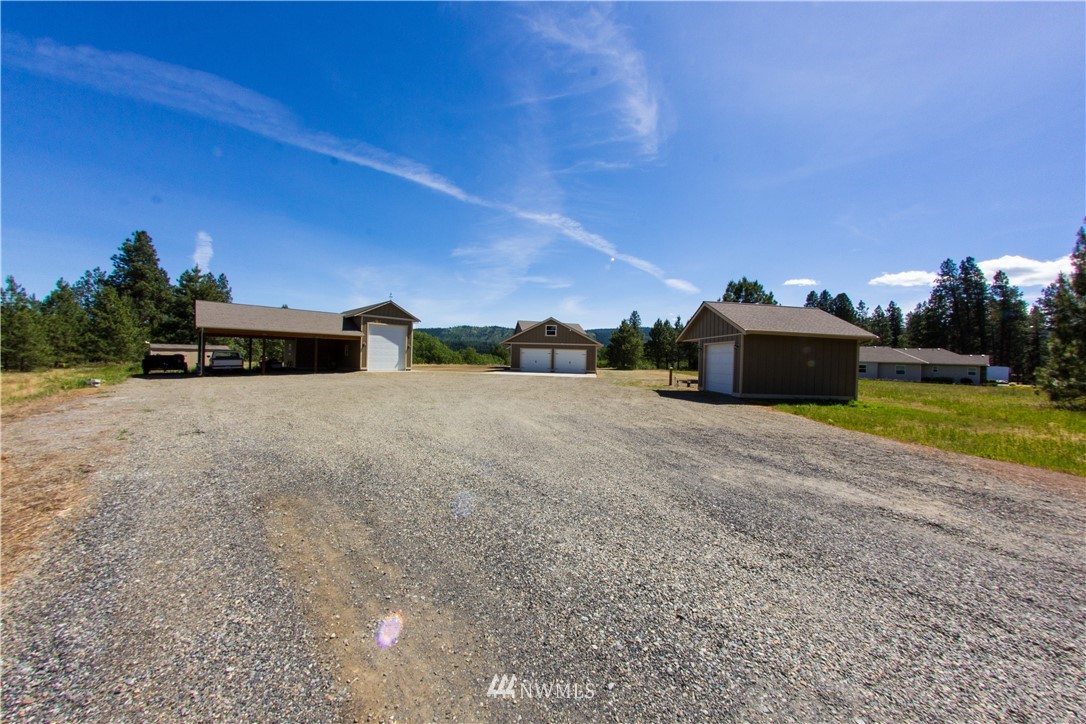 4642 Airport Road Cle Elum, WA 98922 - Photo 3 of 21 Gallery Image 3