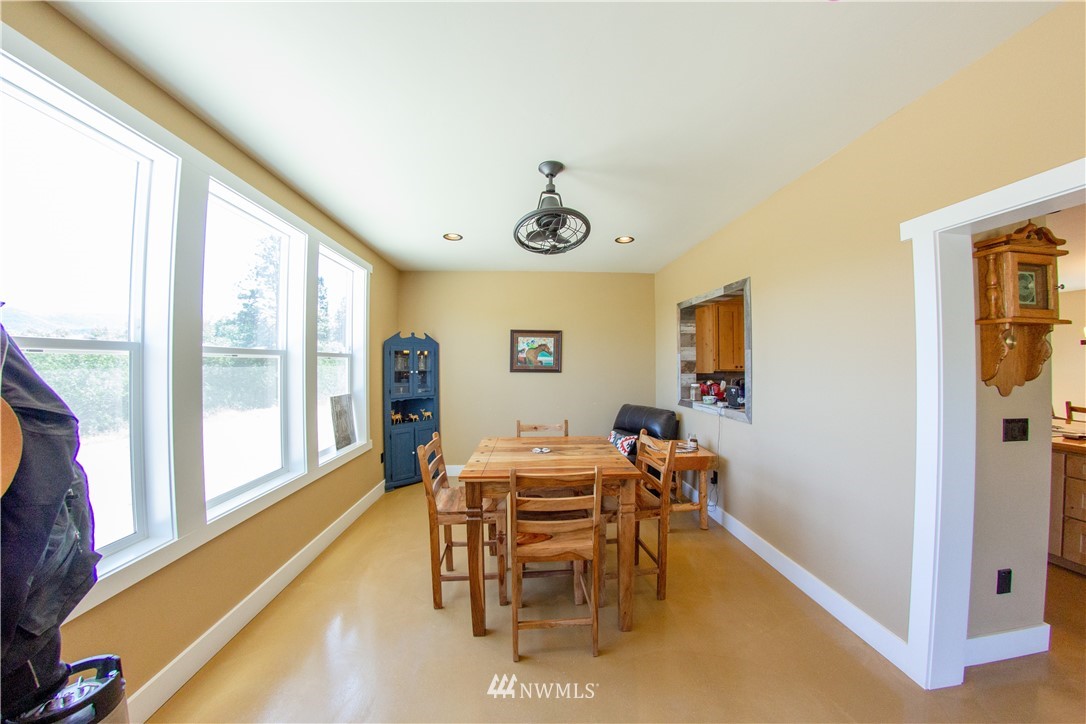 4642 Airport Road Cle Elum, WA 98922 - Photo 8 of 21 Gallery Image 8