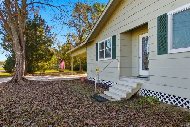 $220,000 | 11425 Tannis Rd., St. Amant, LA 70774