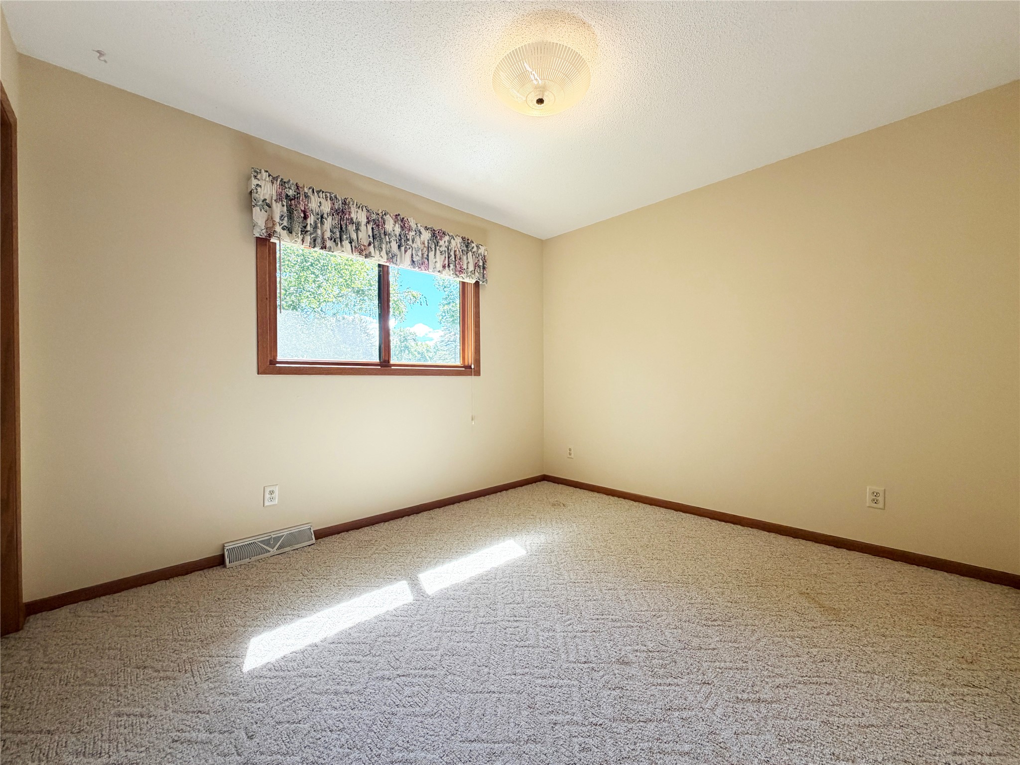 2221 21st Street Rice Lake, WI 54868 - Photo 14 of 30