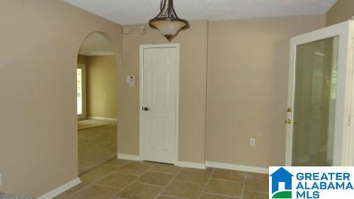 428 Sun Valley Road Birmingham, AL 35215 - Photo 11 of 32
