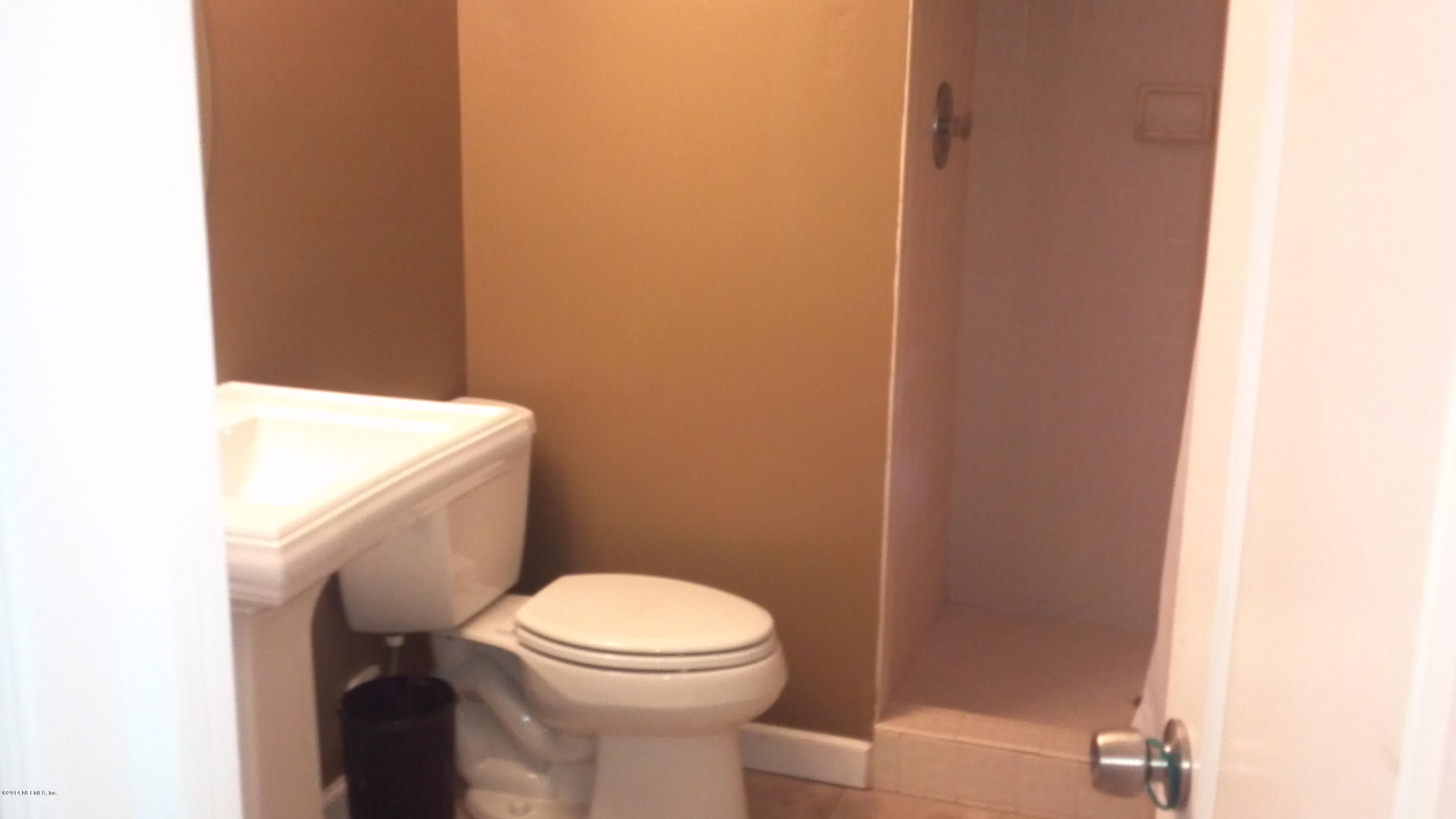 1360 Pinewood Road Jacksonville Beach, FL 32250 - Photo 5 of 14 2014-08-15_13-16-12_955