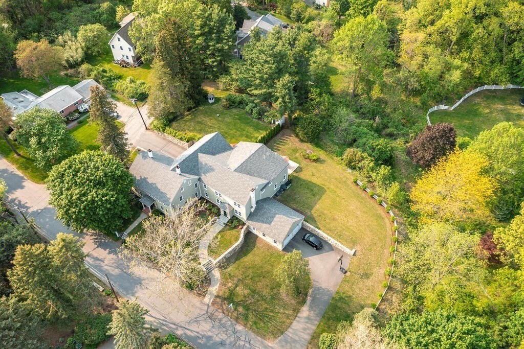 94 Blossomcrest Road, Unit 94 Lexington, MA 02421 - Photo 3 of 39 Gallery Image 3