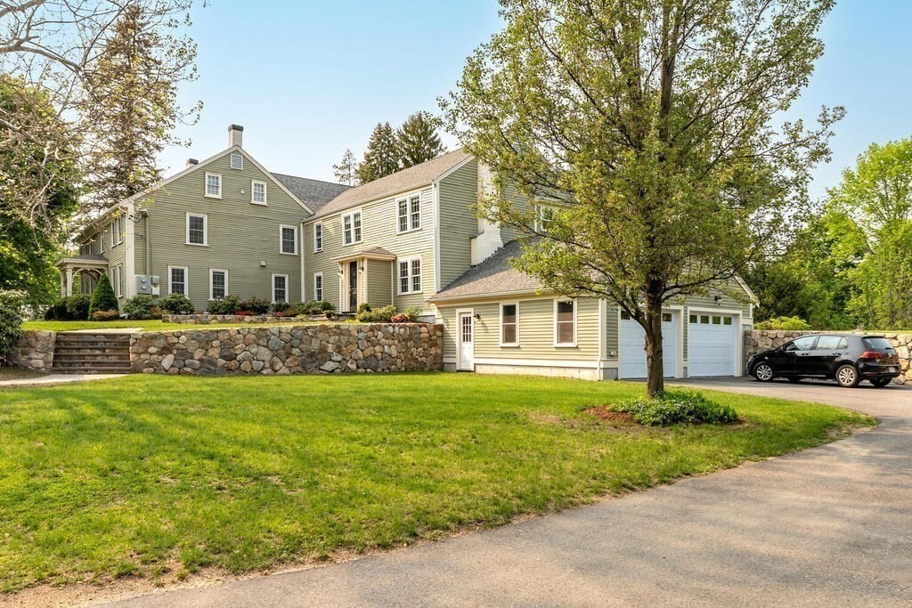 94 Blossomcrest Road, Unit 94 Lexington, MA 02421 - Photo 4 of 39 Gallery Image 4