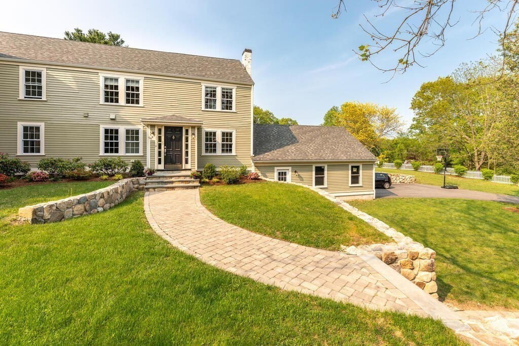 94 Blossomcrest Road, Unit 94 Lexington, MA 02421 - Photo 6 of 39 Gallery Image 6
